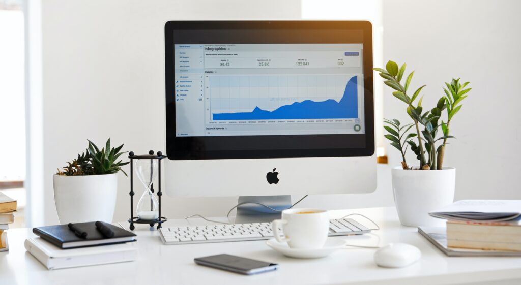 Pexels Serpstat 572056 1 E1614346616153 1024x561